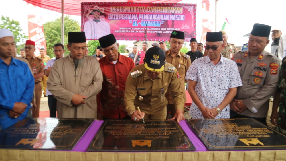 Parosil Lakukan Peletakan Batu Pertama Masjid Al-Kautsar dan Resmikan TPA