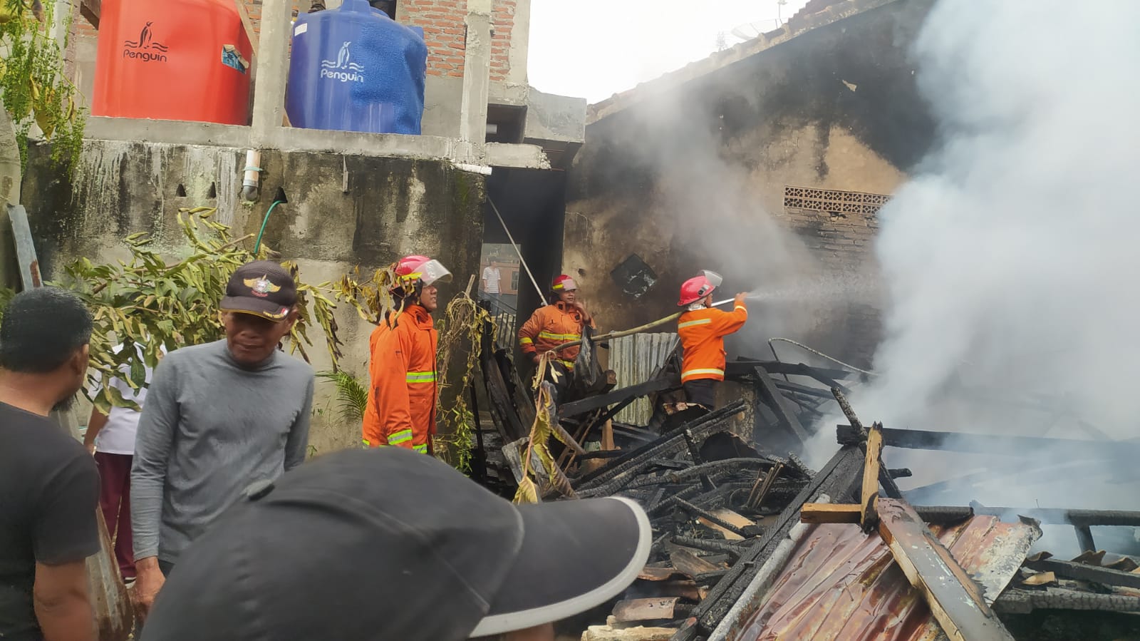 Satu Rumah di Bumimenanti Bandar Lampung Ludes Terbakar 