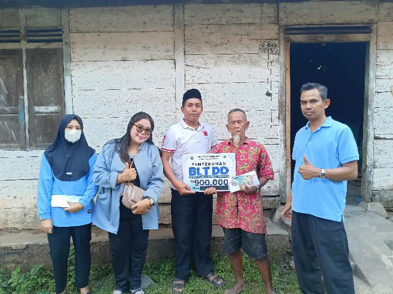 Salurkan BLT DD Tahap Akhir, Berto Julian :Insya Allah Tepat Sasaran dan Bermanfaat Bagi KPM 