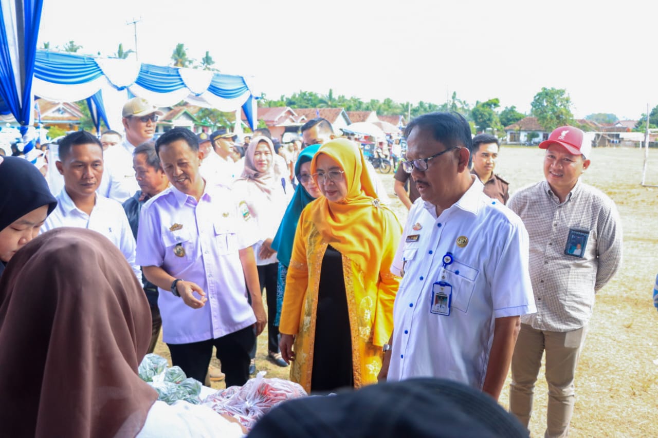 Upaya Tekan Inflasi, Gerakan Pangan Murah Kembali Digelar di Pesisir Barat