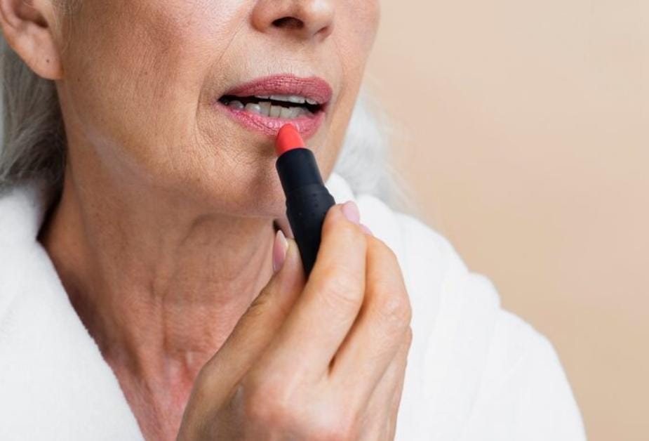 Lipstik Anti Aging, Rahasia Bibir Tetap Muda dan Lembut Setiap Saat