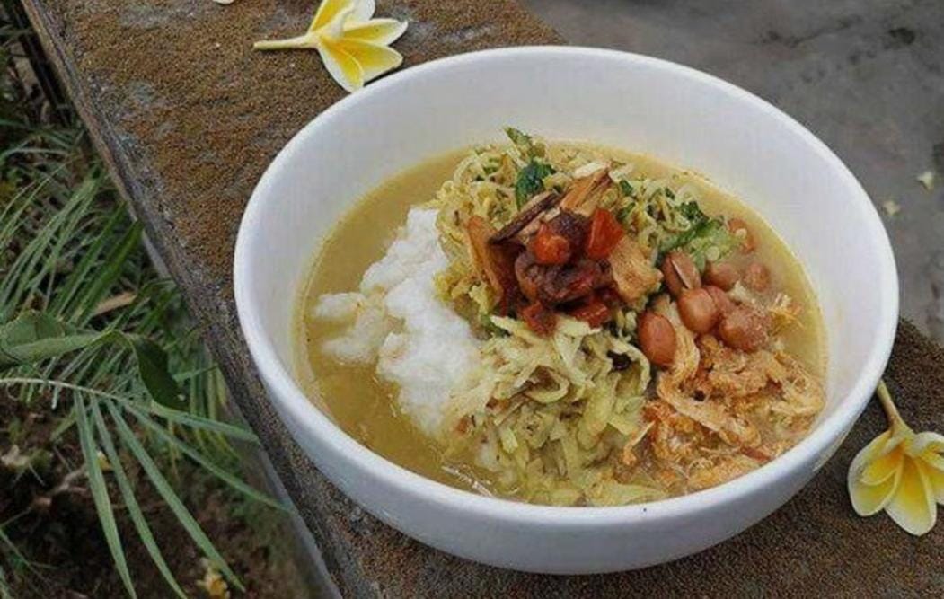 Bubur Mengguh Bali, Bubur Gurih Khas Buleleng dengan Cita Rasa Tradisional