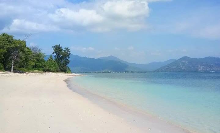 Eksotisme Pantai Sire: Permata Tersembunyi di Utara Lombok