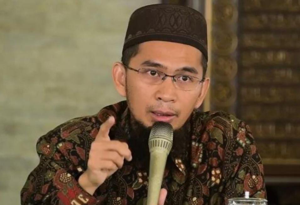 Pesan dari Ustadz Adi Hidayat Tentang 2 Tugas dan Peran Penting Seorang Istri