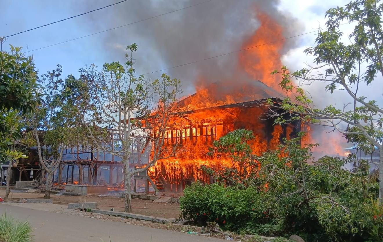 Update Kebakaran Kenali: Dua Rumah Warga Ludes Terbakar