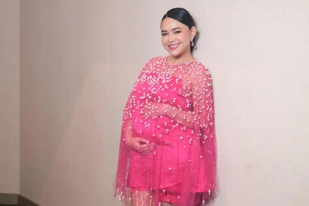 Amanda Manopo Diprediksi Melahirkan Juli 2026, Baby Bump Makin Terlihat