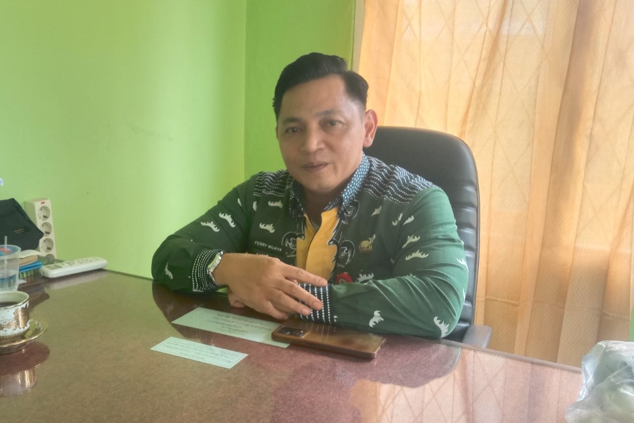 DLH Lampung Utara Imbau Warga Tidak Buang Sampah di Sungai dan Trotoar