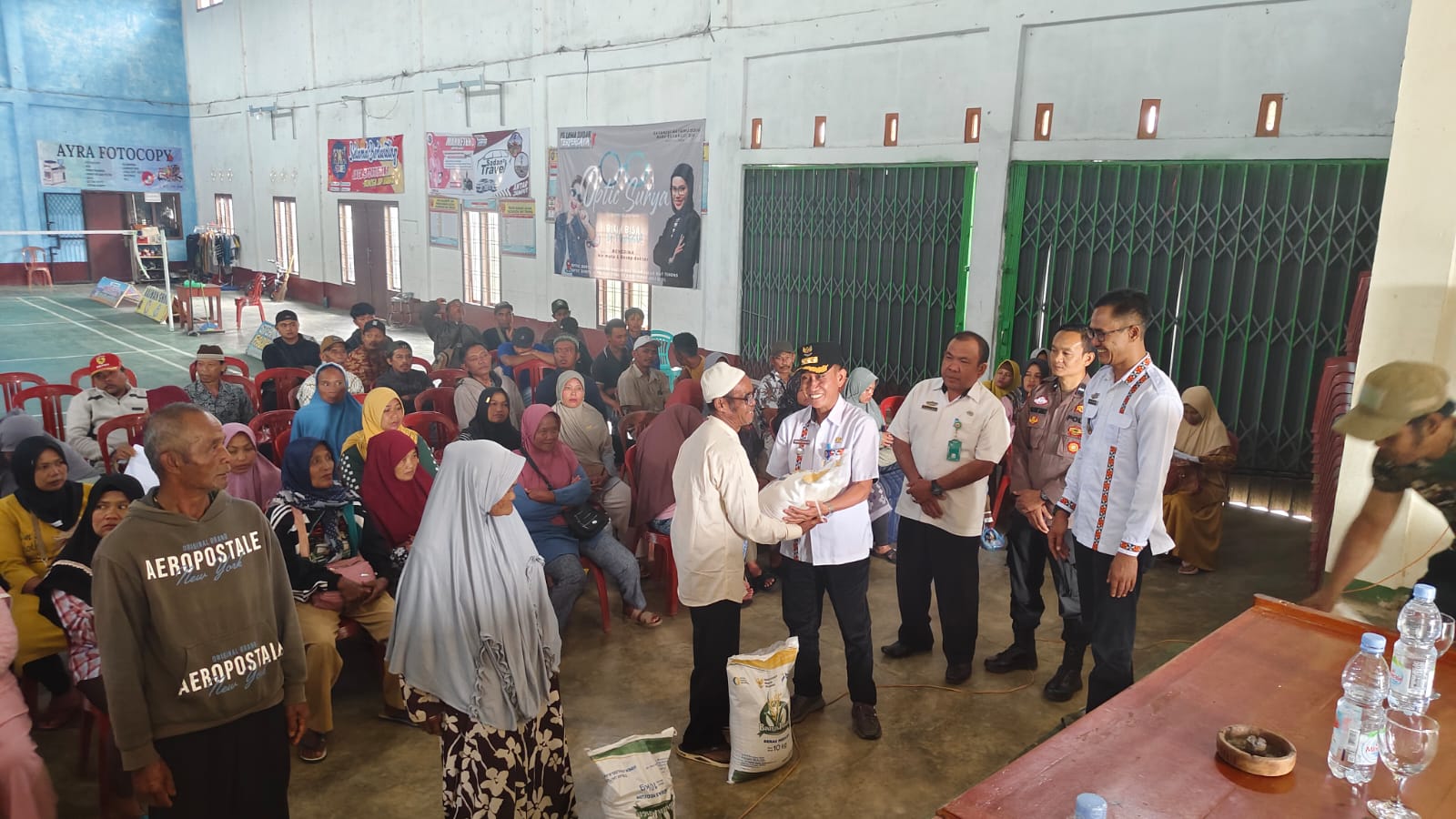 Camat Baru Way Tenong Salurkan CPP ke 195 KPM di Karang Agung