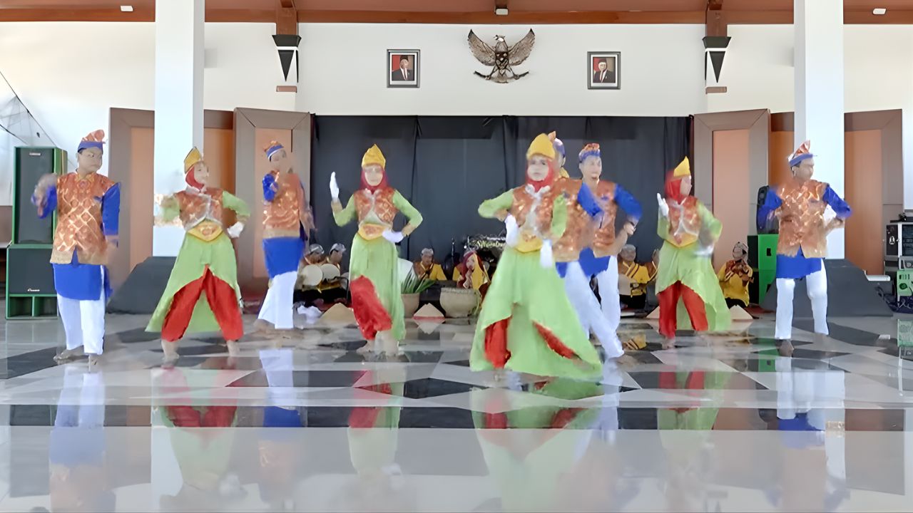 Tari Zippin Pesisiran: Kesenian Islami dari Demak yang Berakar dari Dakwah Sunan Kalijaga