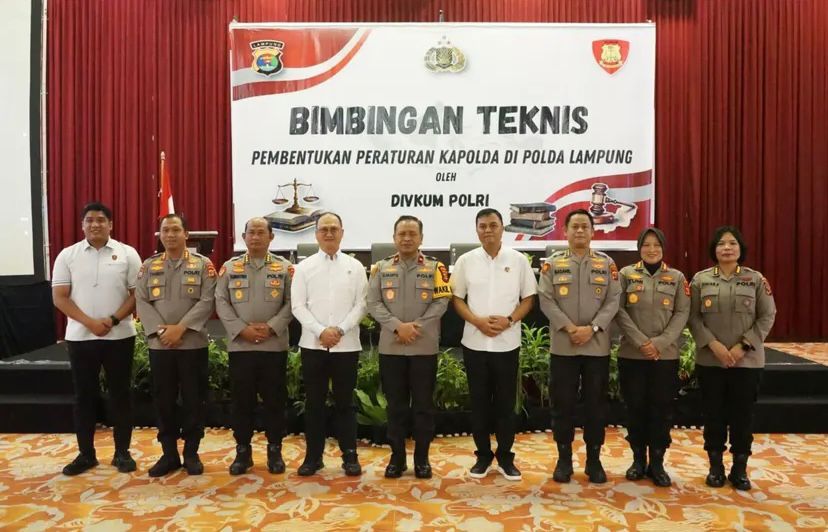 Wakapolda Lampung Buka Penyuluhan Hukum dan Bimtek Pembentukan Peraturan Kapolda