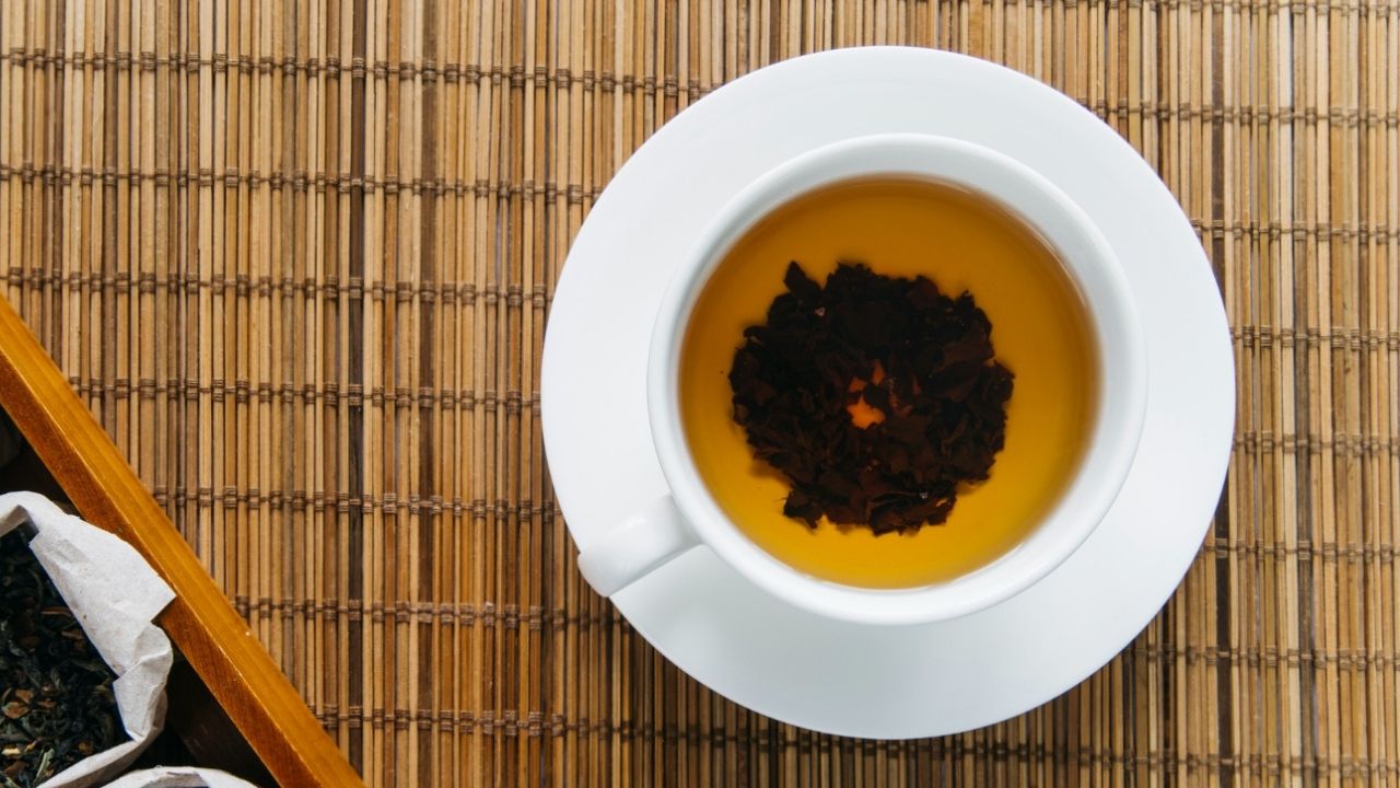 Rahasia Cantik Alami dari Dapur, Manfaat Ampas Teh bagi Kesehatan Kulit