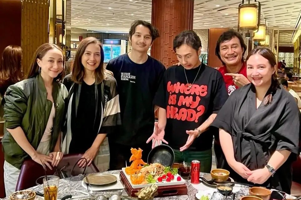 Kompak Demi Anak, 9 Artis Ini Buktikan Perceraian Tak Harus Berujung Permusuhan