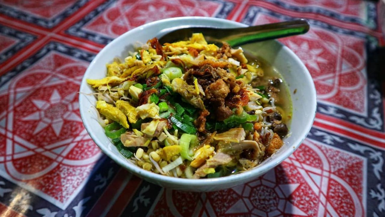 Soto Petanahan: Kuliner Legendaris Khas Kebumen yang Kaya Rasa dan Sejarah