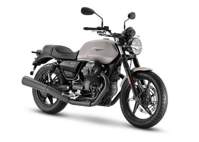 Moto Guzzi V7 Stone: Klasik yang Tak Lekang oleh Waktu, Kini Lebih Bertenaga