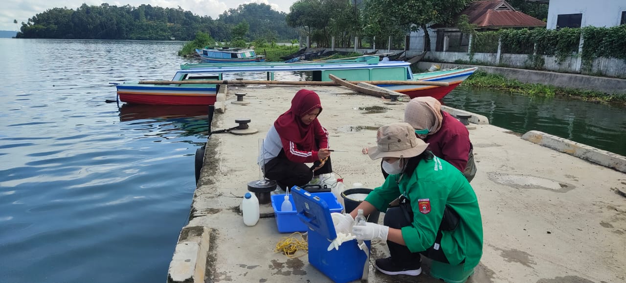 Uji Sampel Air, DLH Jelaskan Penyebab Keruhnya Air Danau Ranau di Lumbok Seminung 