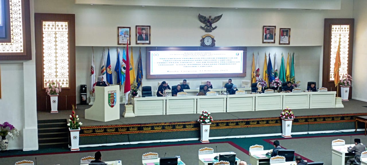 Sepakati 21 Raperda di Paripurna DPRD Lampung, 15 Diantaranya Usul Inisiatif Dewan 
