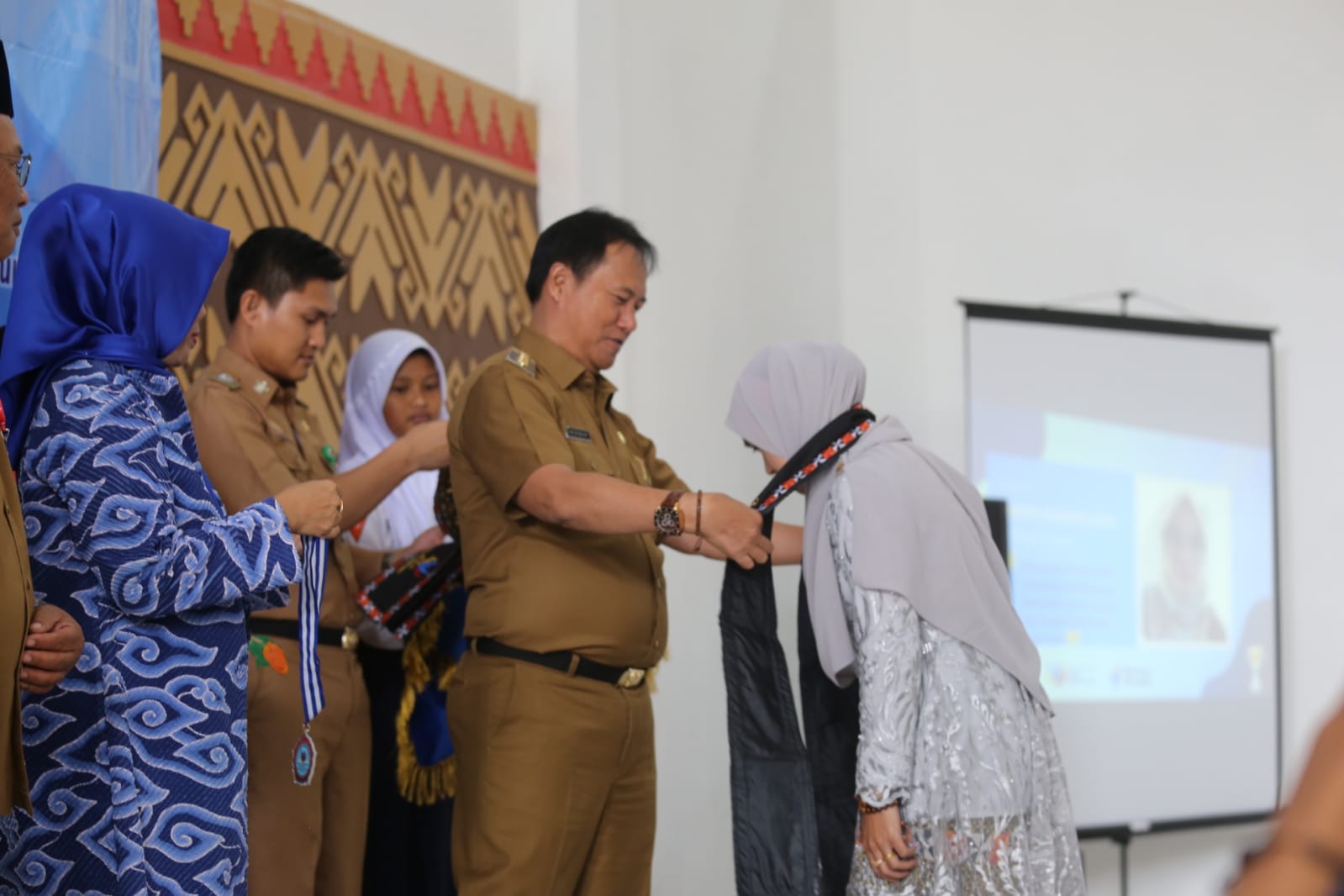 21 Calon Guru Penggerak dan Pengajar Praktek di Lampung Barat Dikukuhkan
