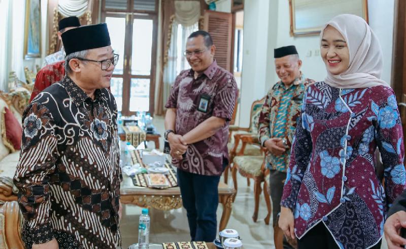 Kunker ke Lampung, Menteri Abdul Mu’ti Disambut Wagub Jihan