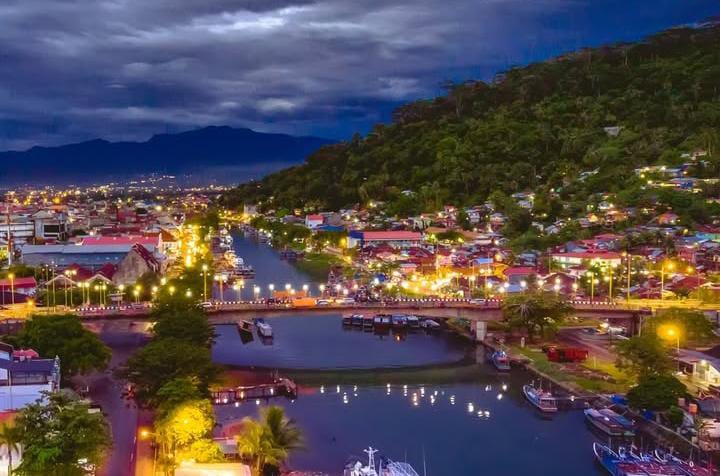 Eksplorasi Padang: Lima Destinasi Ikonik yang Wajib Masuk Daftar Liburan