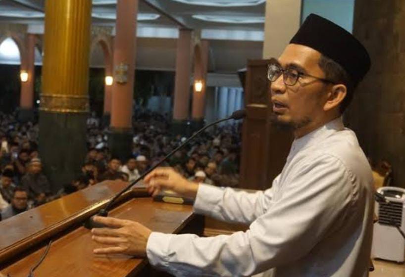 Jika Kamu Merasa Rezeki Selalu Seret, Lakukan Ini Kata Ustadz Adi Hidayat