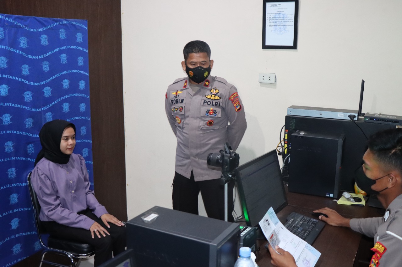 Cek Pelayanan Publik, Wakapolres Lambar Tekankan Anggota Beri Pelayanan Terbaik