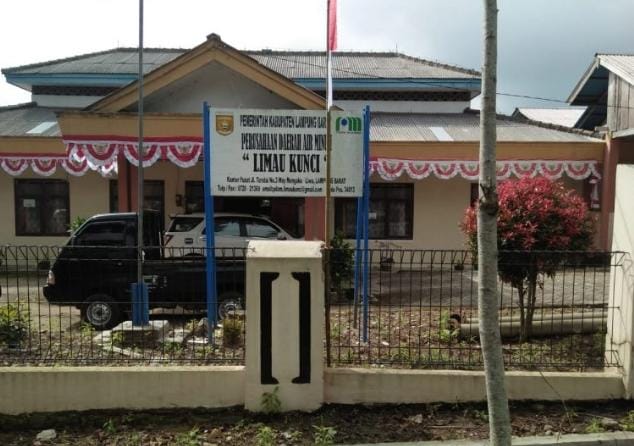 Pipa Transmisi Bocor, Distribusi Air Perumda Limau Kunci Macet