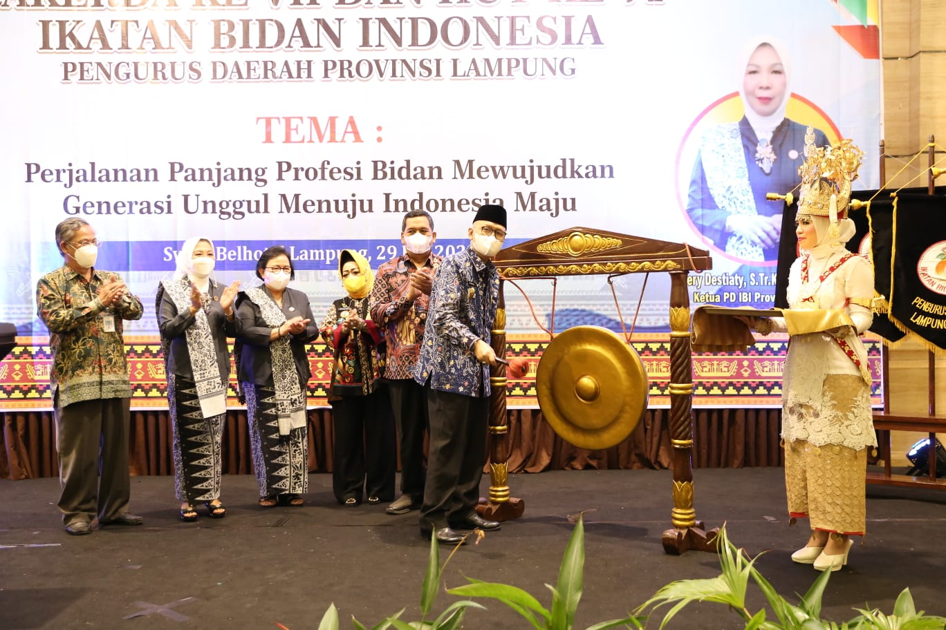 Rakerda VII IBI Lampung, Arinal Dorong Bidan Tingkatkan Kompetensi dan Pelayanan ke Masyarakat