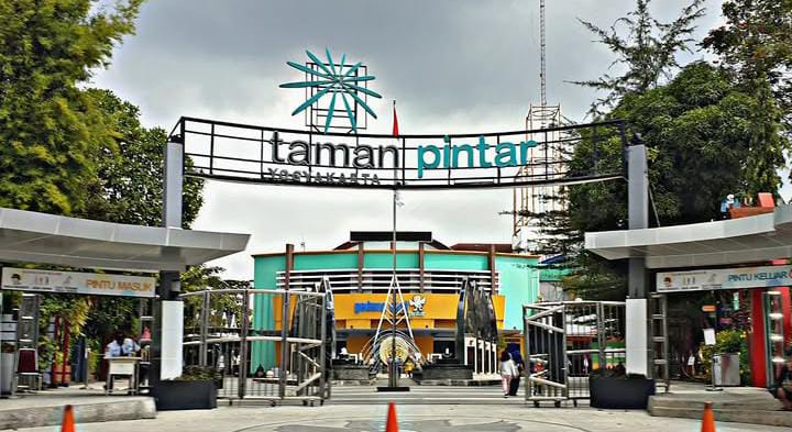 15 Tempat Wisata Edukasi Paling Inspiratif untuk Keluarga di Indonesia