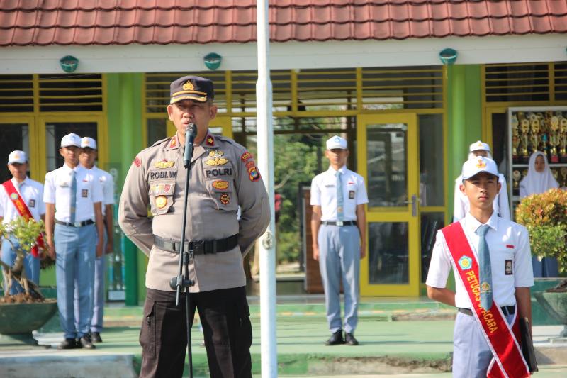 Wakapolres Lampung Barat Minta Siswa Jauhi Narkoba Hindari Kenakalan Remaja