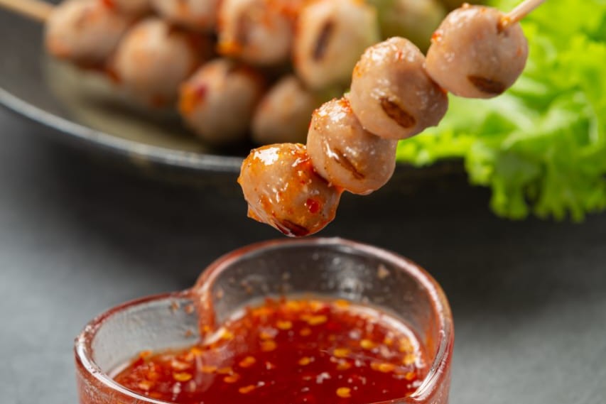 Pentol Kriwil Kuah Pedas Manis: Camilan Rumahan Praktis yang Bikin Lidah Bergoyang