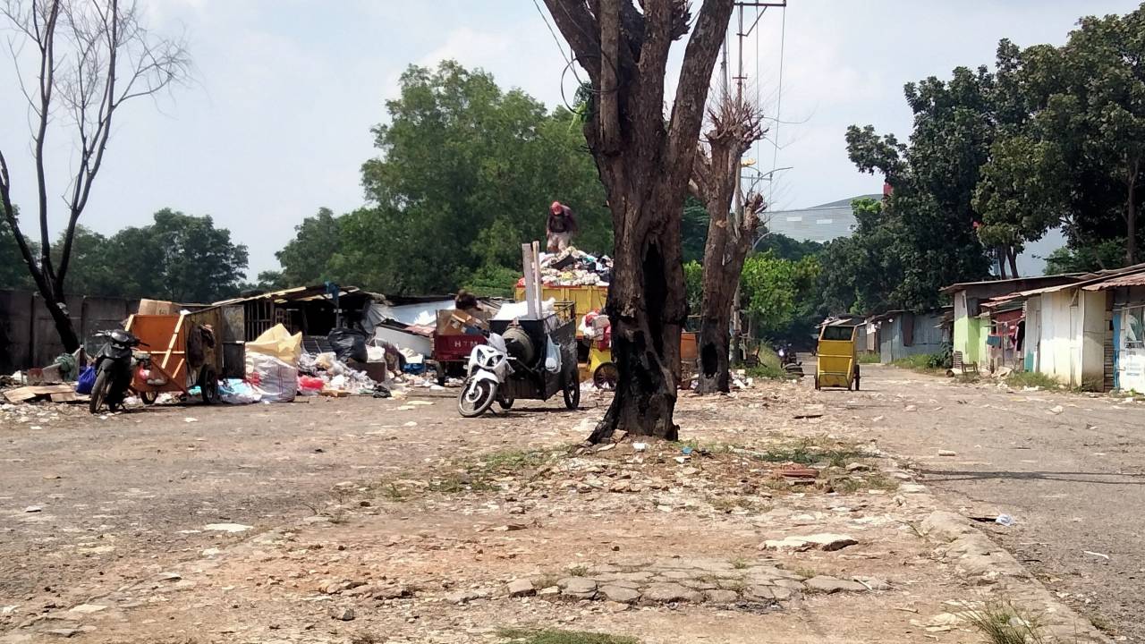 Miris! Kondisi TPS Komplek PKOR Bandar Lampung Memprihatinkan