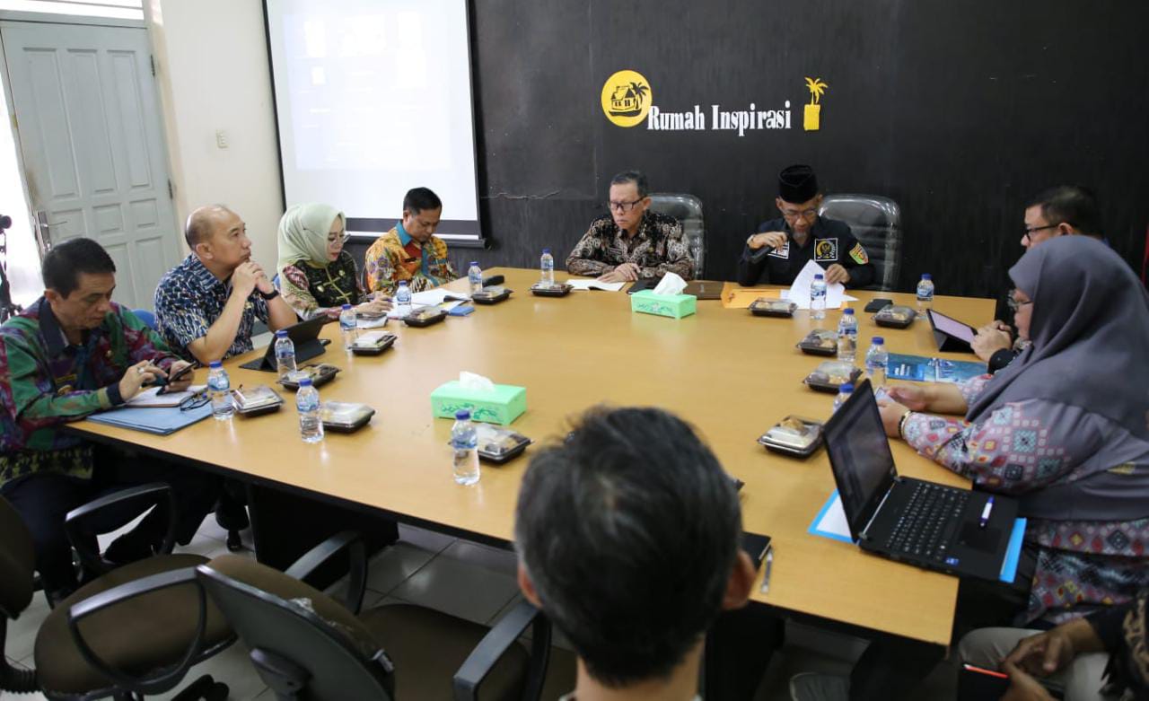 Sekdaprov Lampung Hadiri Rapat Pembahasan APBN Bersama Anggota DPD RI