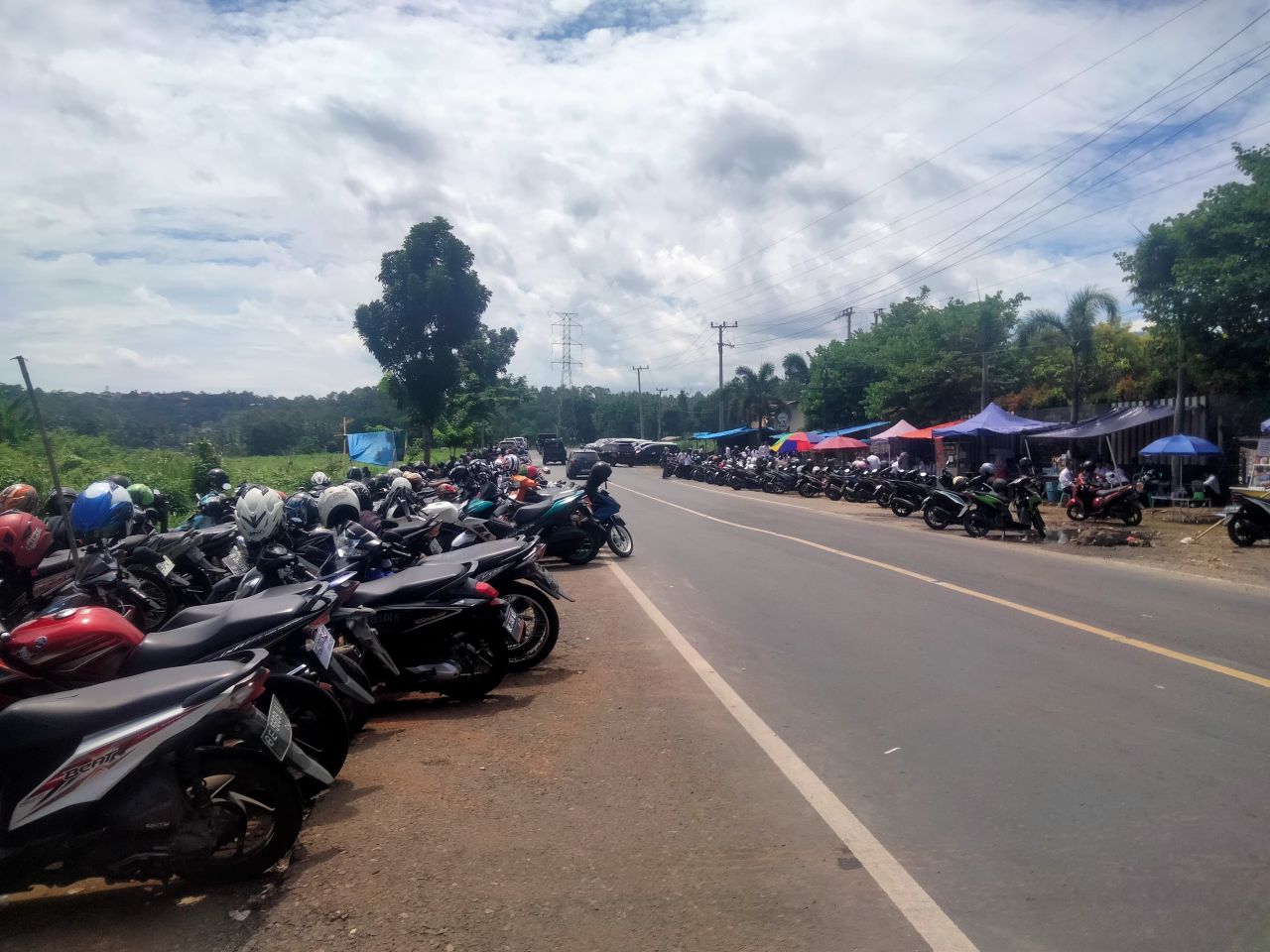 Peserta Seleksi PPPK Keluhkan Mahalnya Tarif Parkir di Graha Adora