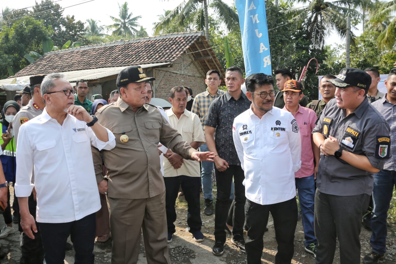 Gubernur Lampung Arinal Tinjau Pengerjaan Rehab Jalan Provinsi Ruas Gedong Tataan-Kedondong