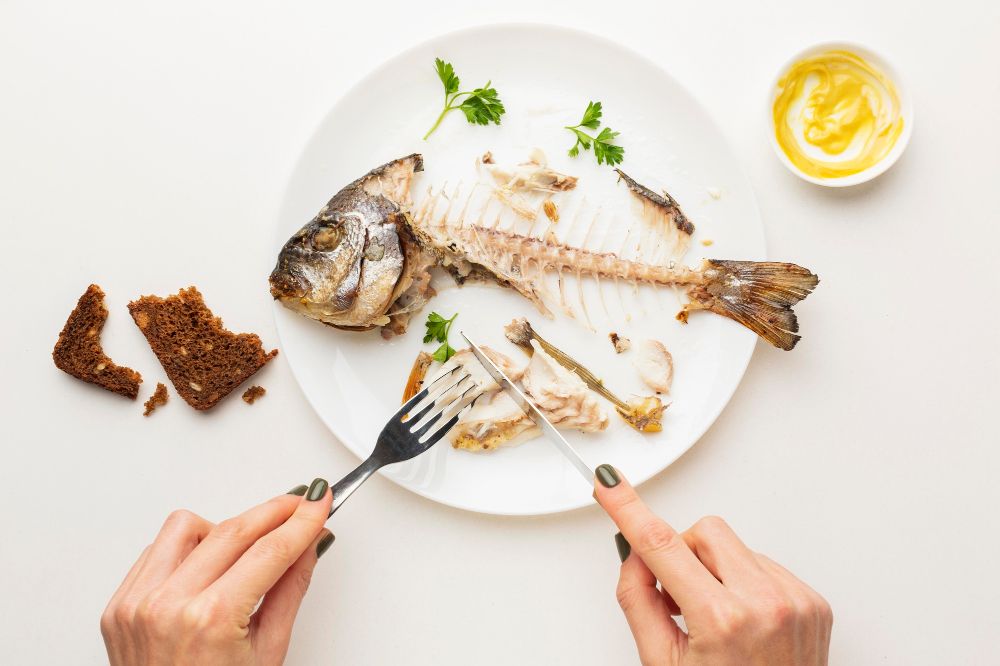 Tips Atasi Duri Ikan Tersangkut di Kerongkongan, Makan Buah Ini dan Berikut Tekniknya