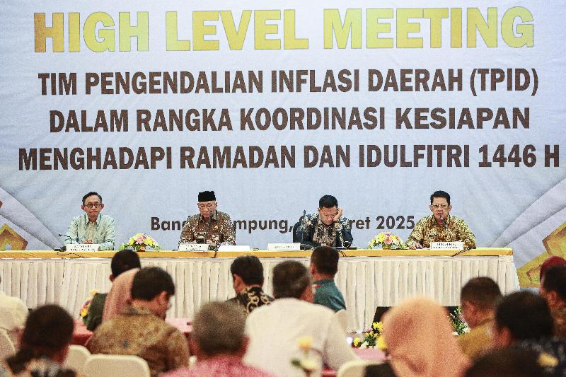 Pimpin Rakor Bersama TPID, Gubernur Mirza Pastikan Stok Bahan Pokok Aman di Bulan Ramadan dan Idul Fitri
