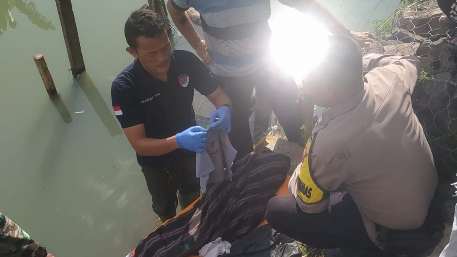 Polisi Identifikasi Mayat Bocah di Sungai Way Belauw Bandar Lampung