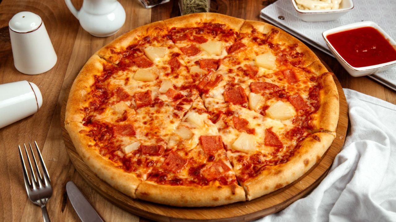Pizza Renyah Tanpa Oven: Solusi Lezat, Gluten-Free, dan Mudah Dibuat di Rumah