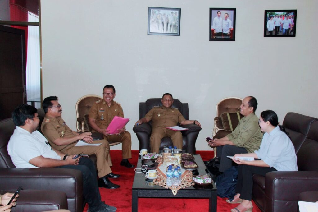 Bupati Lamsel Terima Audiensi Akademisi ITERA