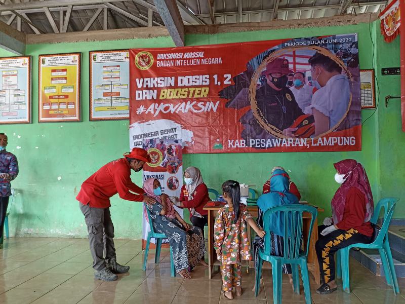 BIN Lampung Akselerasi Capaian Vaksinasi di Pesawaran