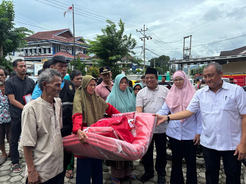 Pemkot Bandar Lampung Terus Salurkan Bantuan untuk Korban Banjir