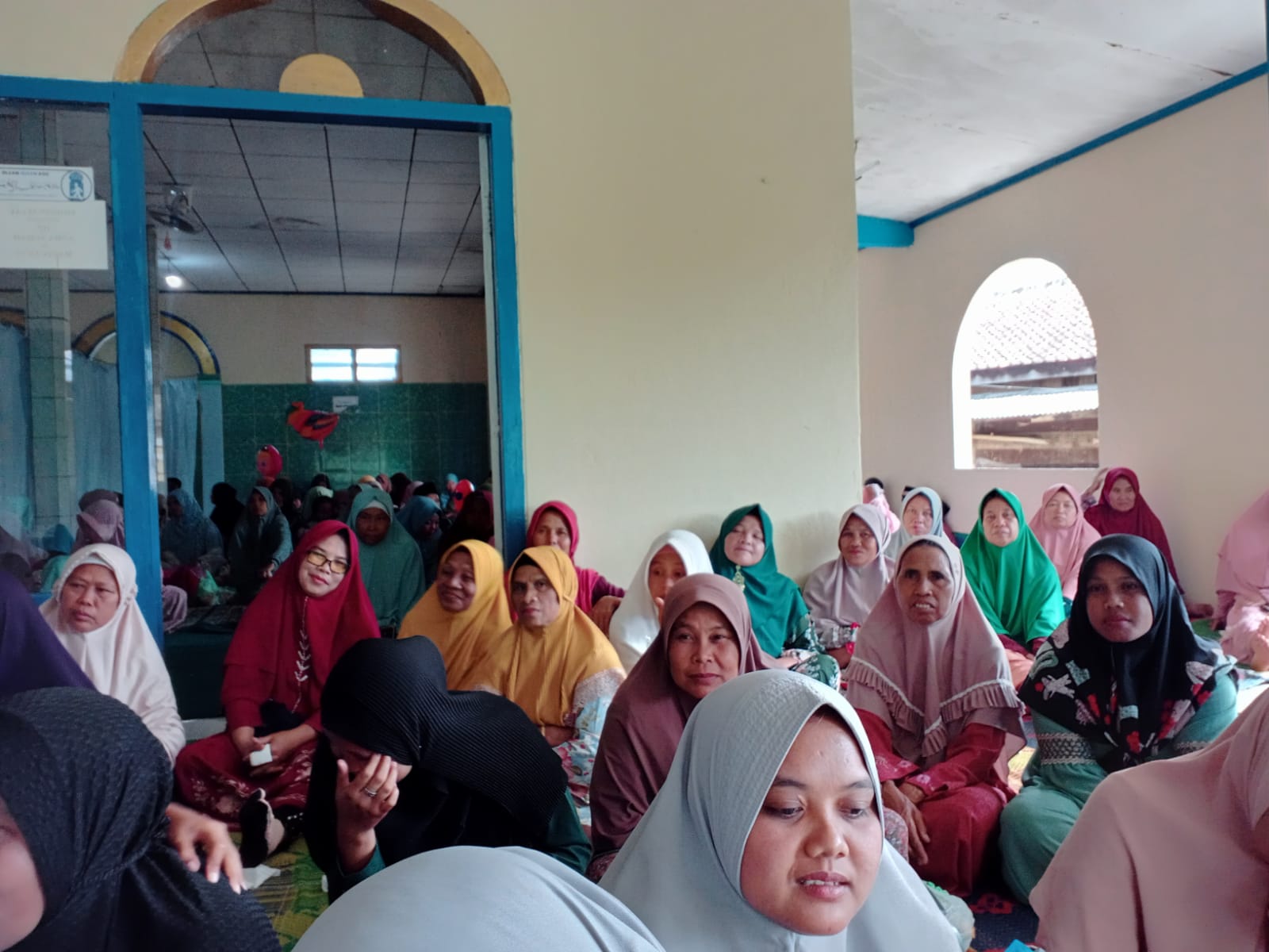 Ikut Pengajian Rutin, Jamaah MTBM Pekon Basungan Penuhi Masjid    