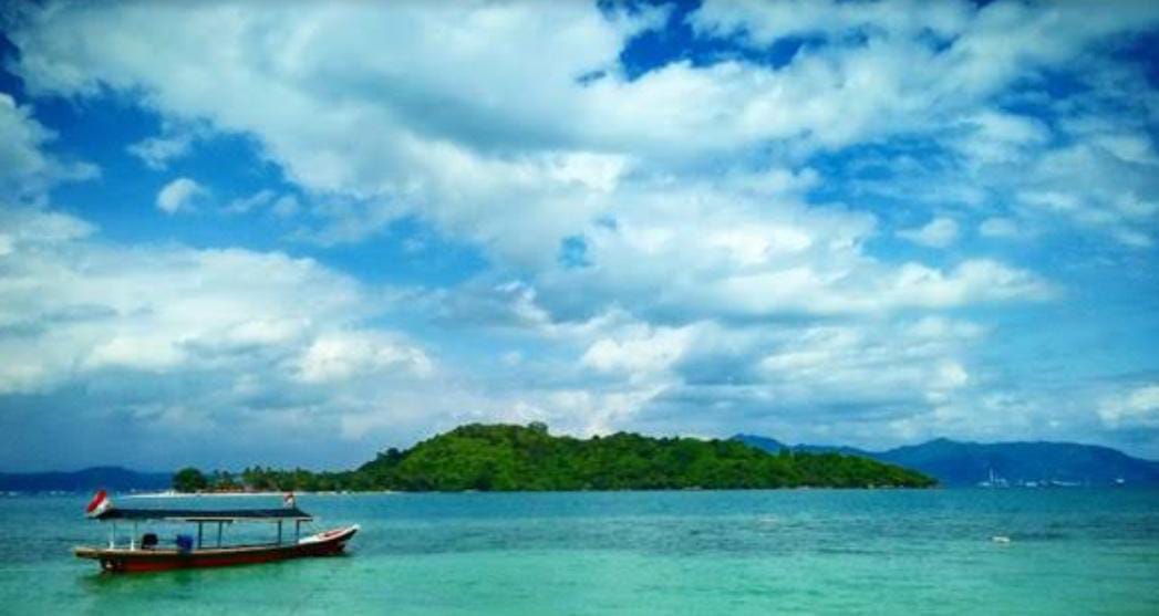 4 Lokasi Wisata Pantai Paling Ramai Pengunjung di Lampung 