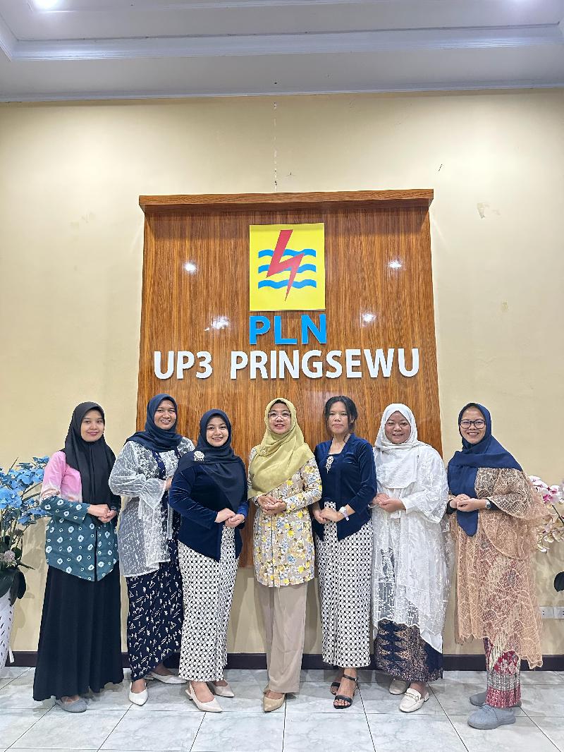 Terangi Pelosok Negeri, Kartini PLN Dukung Peresmian Listrik Desa Atar Lebar di Kabupaten Tanggamus