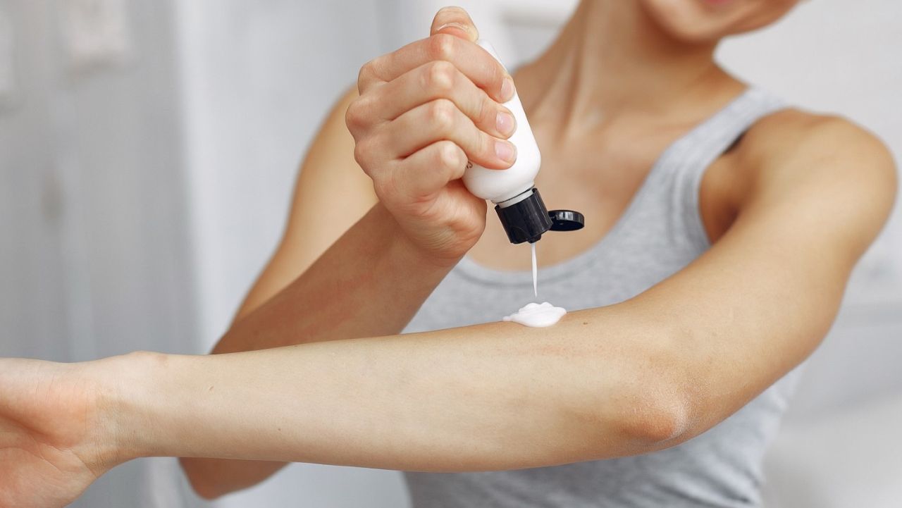 Tanda Handbody Lotion Tidak Cocok untuk Kulit yang Perlu Kamu Ketahui