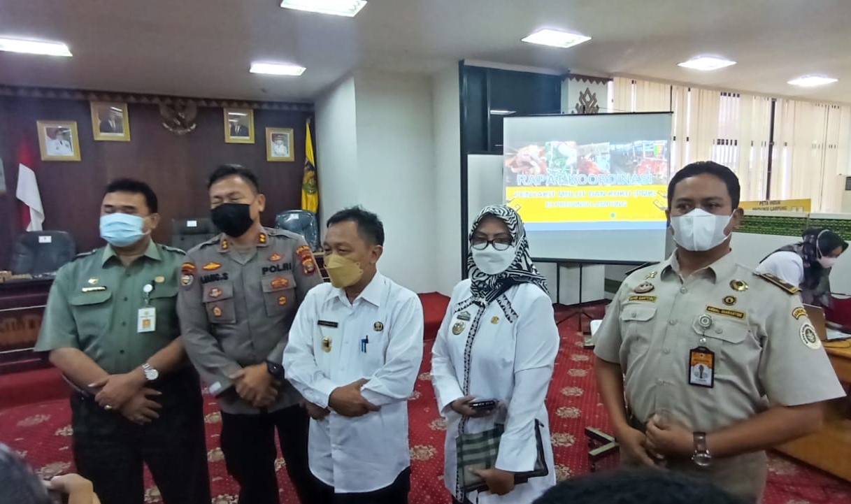 Cegah Hewan Ternak Terkonfirmasi PMK, Pemprov Lampung Tunggu Vaksin dari Pusat