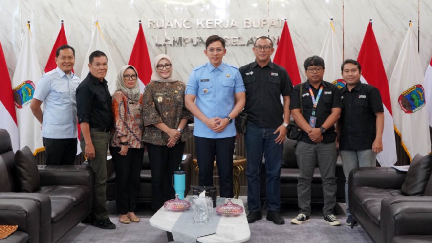 Bupati Lampung Selatan Dinobatkan sebagai Pemimpin Anti Diskriminasi