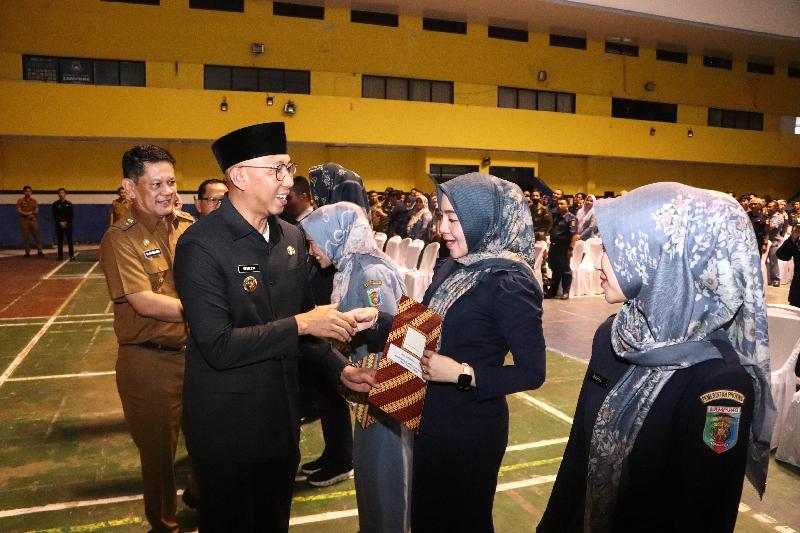 3.125 Tenaga non-ASN Pemprov Lampung Terima SK Perpanjangan Kontrak