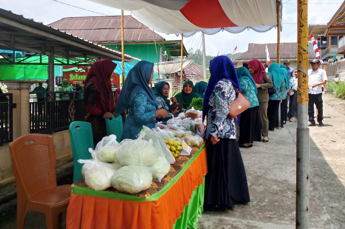 UP2K Kecamatan Sukau Tampilkan Beragam Produk Unggulan Dalam Ajang EPP 