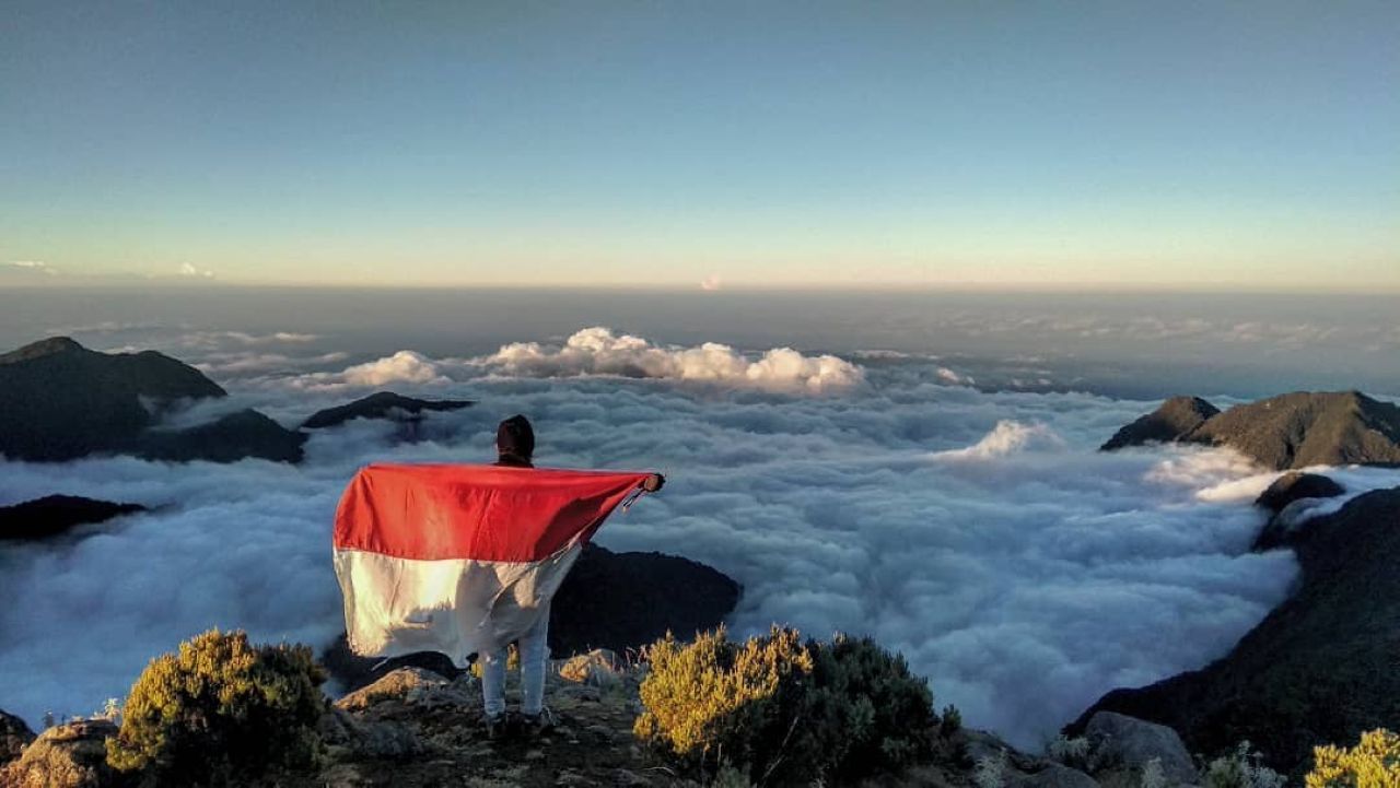 Gunung Lompobattang Sinjai: Wisata Alam Baru yang Jadi Permata Sulawesi Selatan